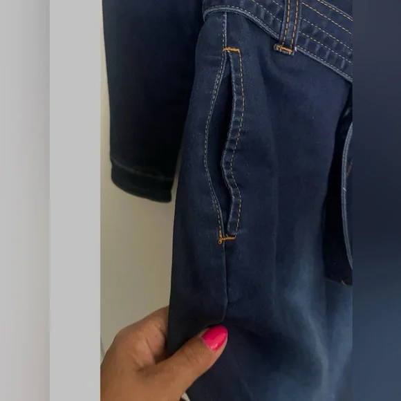 NWOT - Dark Stretch Belted Denim Jumpsuit - Small - Picture 4 of 6